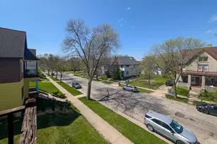 2444 N Palmer St, Milwaukee, WI 53212 - Photo 12