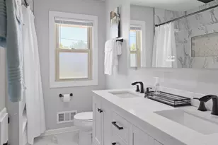 2021 18th Ave, Kenosha, WI 53140 - Photo 14