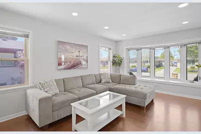2021  18th Ave, Kenosha, WI 53140 - Photo 10
