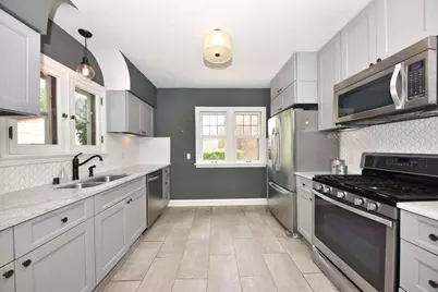 5352 N Kent Ave, Whitefish Bay, WI 53217 - Photo 16