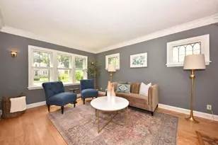 5352 N Kent Ave, Whitefish Bay, WI 53217 - Photo 8