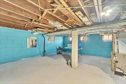2111 W Burnham St #2111A, Milwaukee, WI 53204 - Photo 14