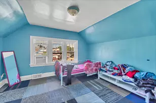 2111 W Burnham St, Milwaukee, WI 53204 - Photo 8