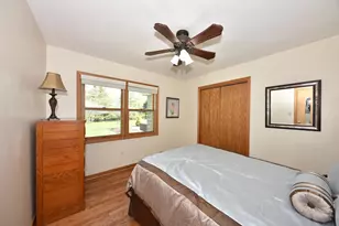 814 E Manor Cir, Bayside, WI 53217 - Photo 18