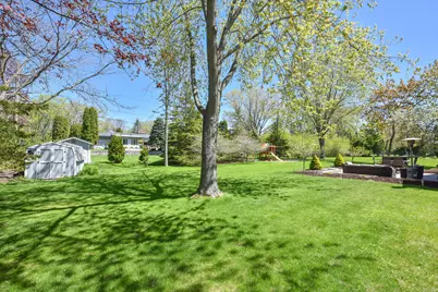 814 E Manor Cir, Bayside, WI 53217 - Photo 32