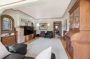 716 S 6th Ave, West Bend, WI 53095 - Photo 6