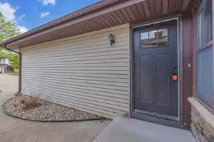 819 S Westhaven Pl, Appleton, WI 54914 - Photo 28
