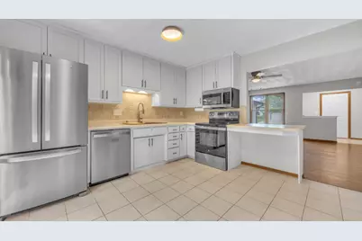 819 S Westhaven Pl #C, Appleton, WI 54914 - Photo 6