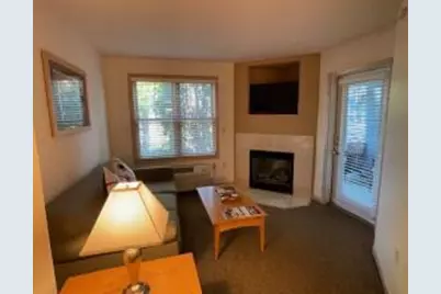 123  Center St #202, Lake Geneva, WI 53147 - Photo 4