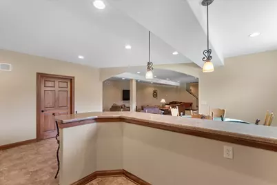 8234 S 43rd St, Franklin, WI 53132 - Photo 66