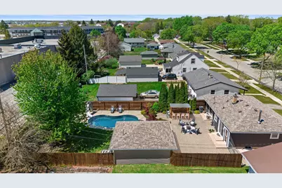 2517 E Armour Ave, Saint Francis, WI 53235 - Photo 46