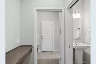 7464 S 50th St, Franklin, WI 53132 - Photo 22