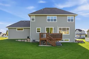 7464 S 50th St, Franklin, WI 53132 - Photo 68