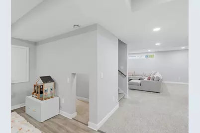 7464 S 50th St, Franklin, WI 53132 - Photo 56
