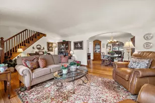 4971 N Idlewild Ave, Whitefish Bay, WI 53217 - Photo 8