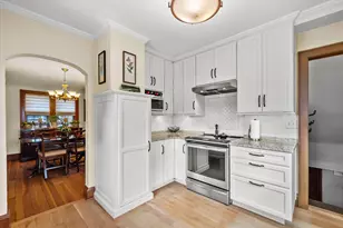 4971 N Idlewild Ave, Whitefish Bay, WI 53217 - Photo 12