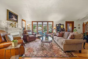 4971 N Idlewild Ave, Whitefish Bay, WI 53217 - Photo 6
