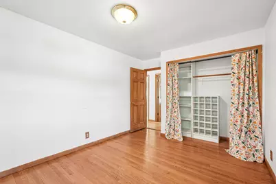 5544  Oakwood St, Greendale, WI 53129 - Photo 16