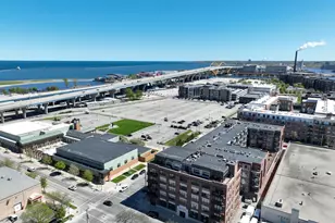 525 E Chicago St, Milwaukee, WI 53202 - Photo 44