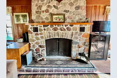 W228S8125  Guthrie Dr #8127, Vernon, WI 53103 - Photo 6
