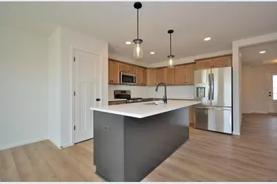 1057  Elderberry Rd, Oconomowoc, WI 53066 - Photo 10