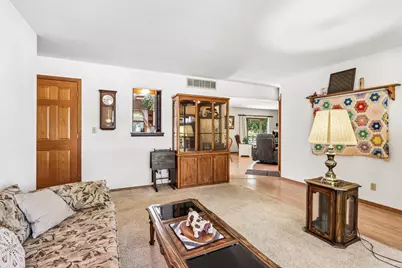 311 W 4th Ave, Elkhorn, WI 53121 - Photo 4