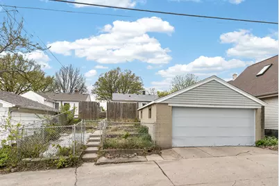 3036 S 50th St, Milwaukee, WI 53219 - Photo 22