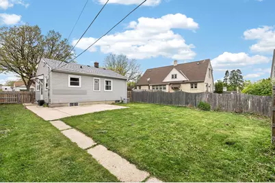3036 S 50th St, Milwaukee, WI 53219 - Photo 18