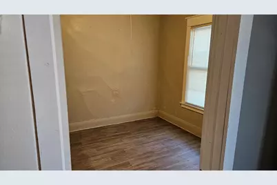 3143 N 14th St #3143A, Milwaukee, WI 53206 - Photo 6
