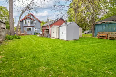 614 S Silver Lake St, Oconomowoc, WI 53066 - Photo 32