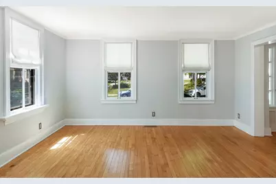 910 S 3rd St, Milwaukee, WI 53204 - Photo 8