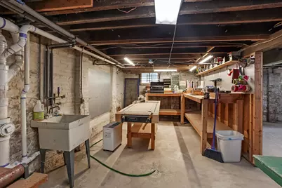 910 S 3rd St, Milwaukee, WI 53204 - Photo 36