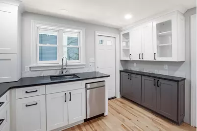 910 S 3rd St, Milwaukee, WI 53204 - Photo 16