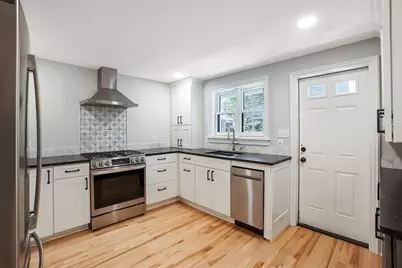 910 S 3rd St, Milwaukee, WI 53204 - Photo 14
