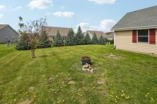 1112 Durango Dr, Hartford, WI 53027 - Photo 40