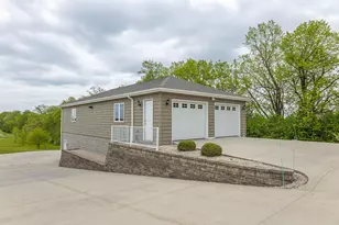 11604 N Granville Rd, Mequon, WI 53097 - Photo 2
