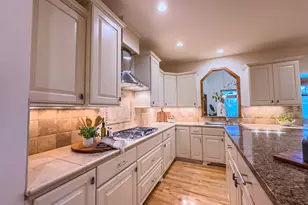 11604 N Granville Rd, Mequon, WI 53097 - Photo 20