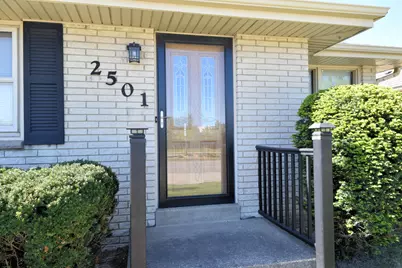 2501 W Layton Ave, Milwaukee, WI 53221 - Photo 36