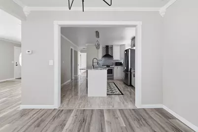 435 E Golden Ln, Oak Creek, WI 53154 - Photo 6