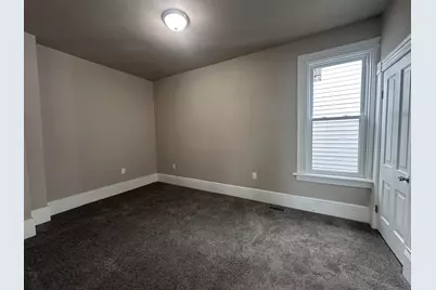 1221 N 24th St, Milwaukee, WI 53205 - Photo 10