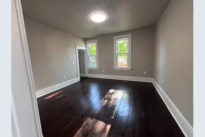 1221 N 24th St, Milwaukee, WI 53205 - Photo 12