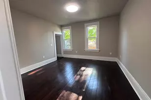 1221 N 24th St, Milwaukee, WI 53205 - Photo 12