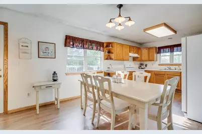 3516  Polk St, Racine, WI 53139 - Photo 6