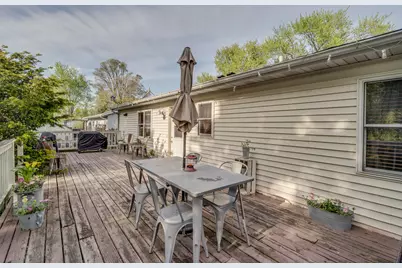 3516  Polk St, Racine, WI 53139 - Photo 36