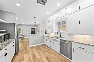 2719 S Austin St, Milwaukee, WI 53207 - Photo 8