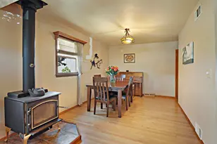 3225 Buckingham Rd, Sturtevant, WI 53177 - Photo 8
