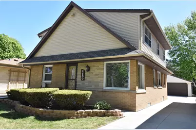 2500 N 116th St, Wauwatosa, WI 53226 - Photo 2