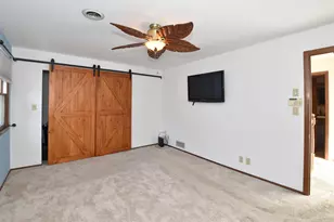 2500 N 116th St, Wauwatosa, WI 53226 - Photo 16