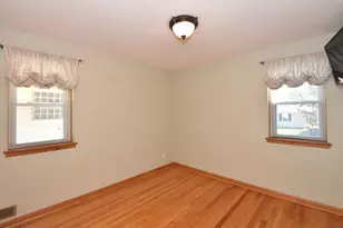 2500 N 116th St, Wauwatosa, WI 53226 - Photo 14