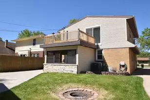 2500 N 116th St, Wauwatosa, WI 53226 - Photo 38